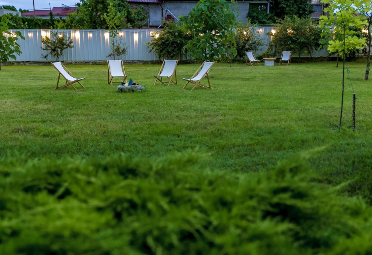 Hotel Heaven Garden Două Mai Exterior foto